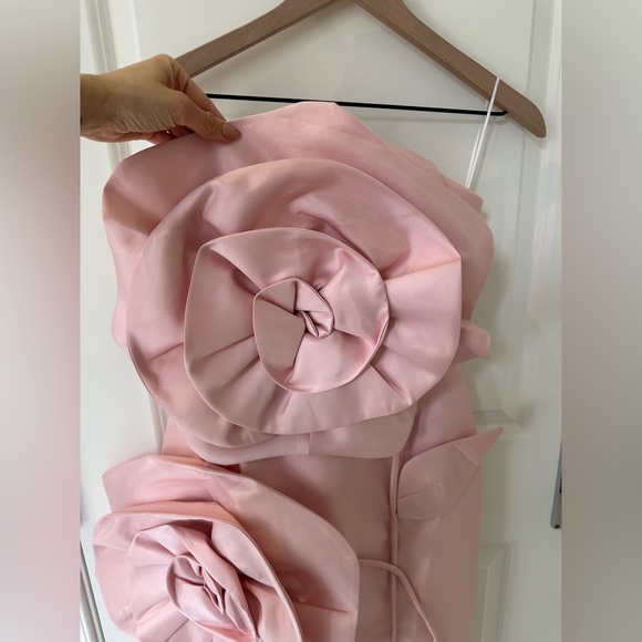 BNWT |  Haley Pink Floral Strapless Midi Evening Dress - Picture 7 of 11
